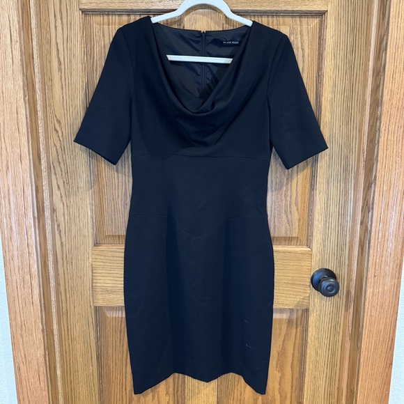 Black Halo Dresses & Skirts - Black Halo Cowl Neck Short Sleeve Sheath Dress. Black. Size 6